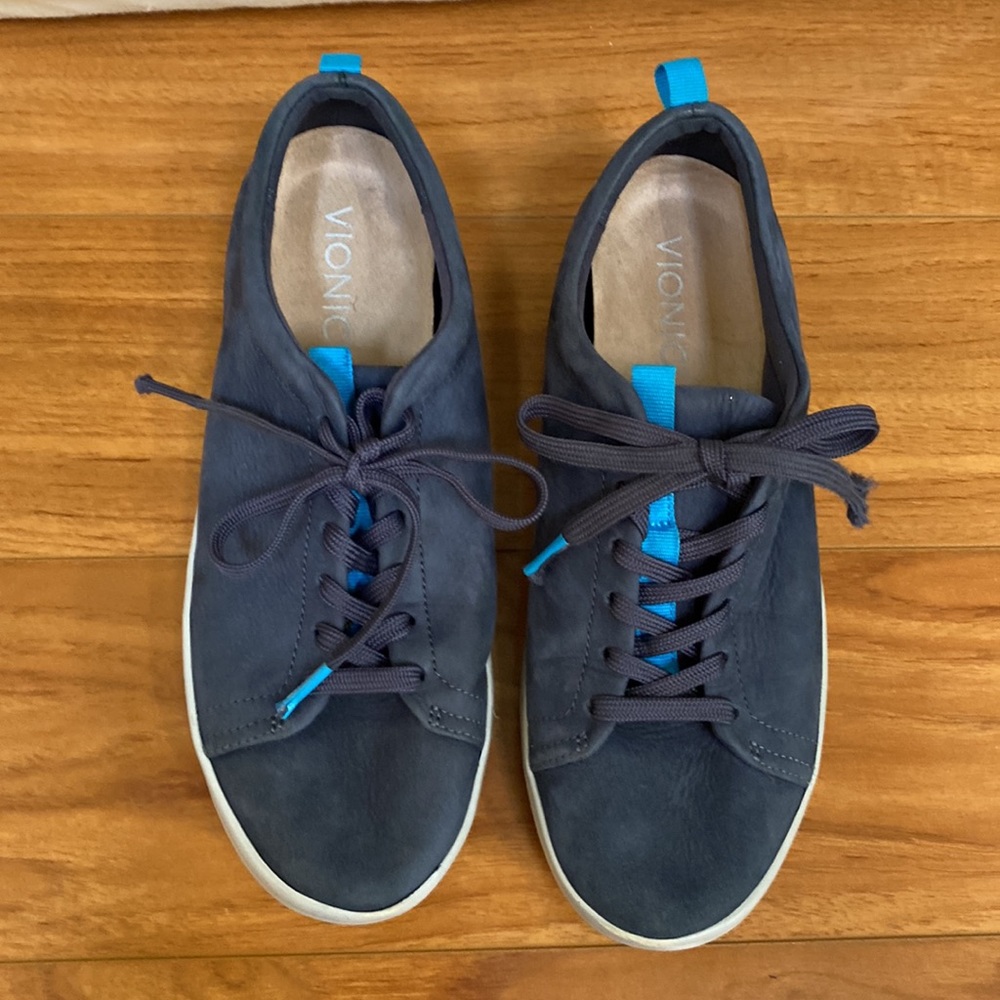 Womens Vionic Paisley Lace Up Sneaker Navy - Picture 2 of 6